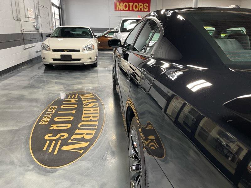 Used 2014 Dodge Charger SRT8 w/ Harman/Kardon Audio Group RWD image 15