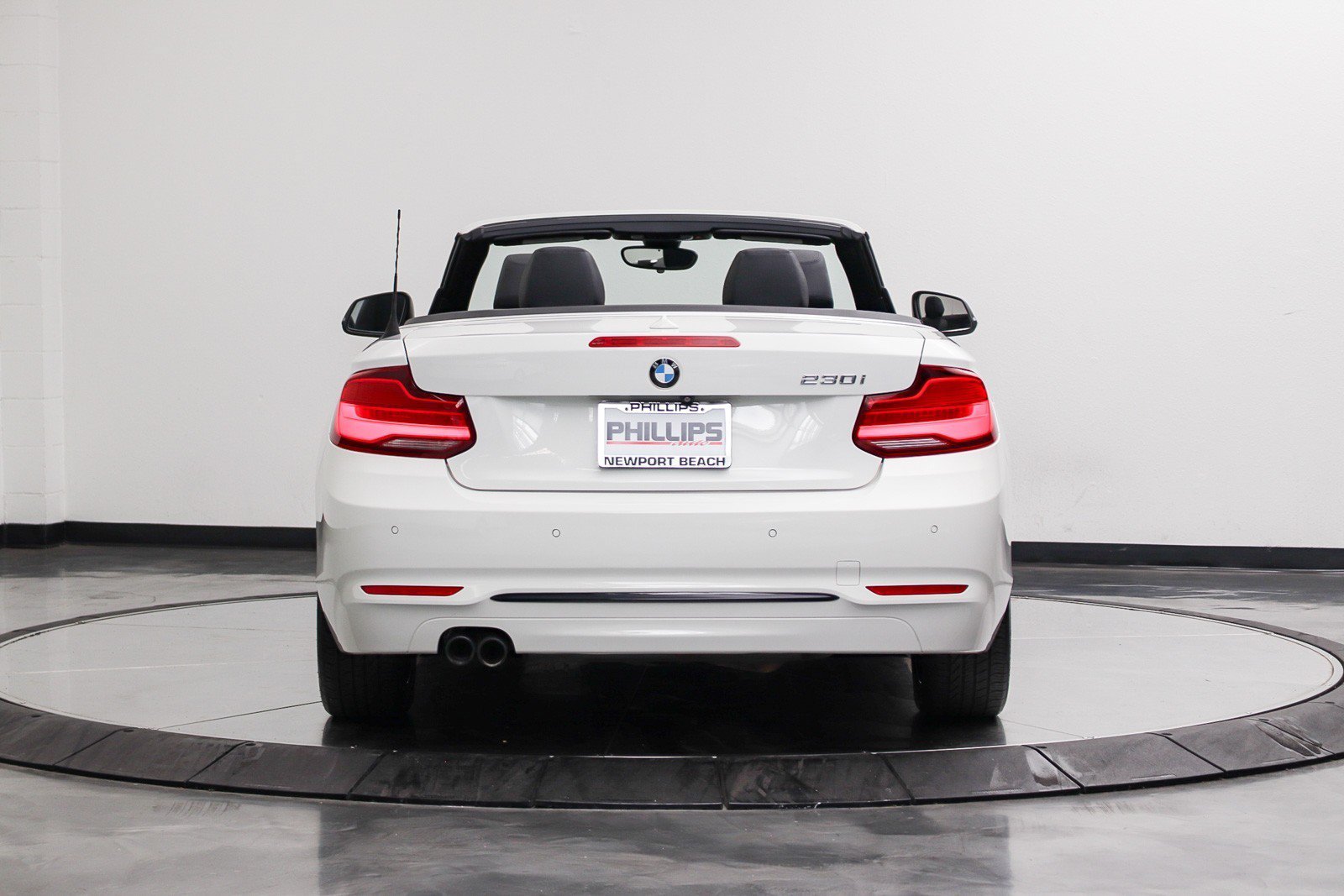 Used 2019 BMW 230i Convertible w/ Convenience Package RWD image 14