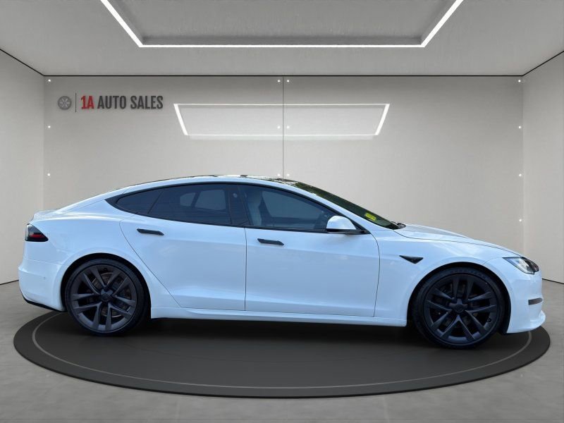 Used 2022 Tesla Model S AWD/4WD image 6
