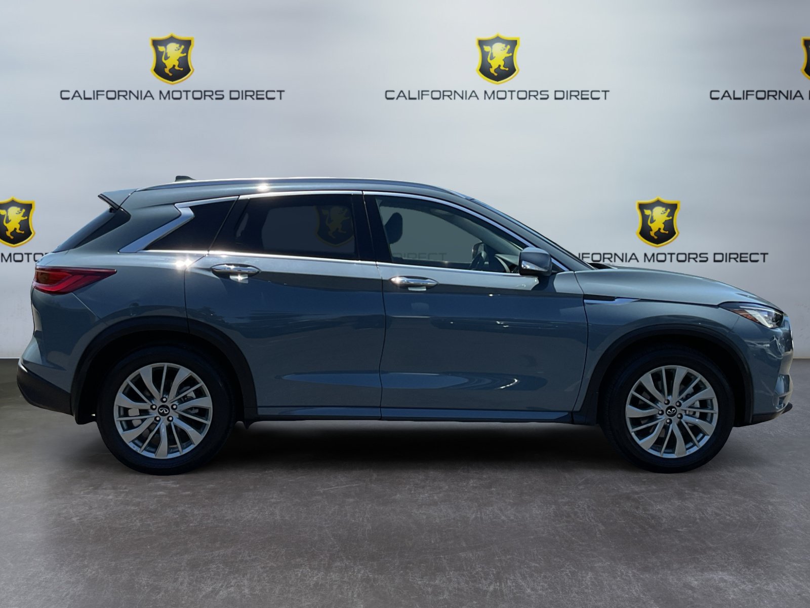 Used 2024 INFINITI QX50 Luxe FWD image 4