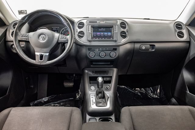 Used 2018 Volkswagen Tiguan Limited w/ Premium Package AWD/4WD image 26