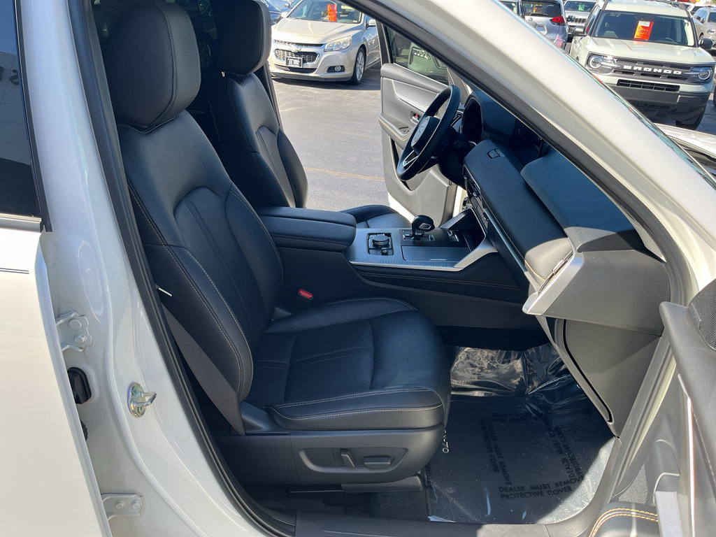Certified 2025 MAZDA CX-70 3.3 Turbo w/ Premium Package image 40