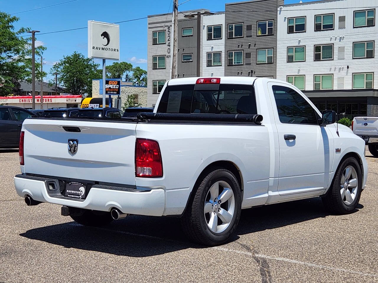 Used 2014 RAM 1500 Express RWD image 10