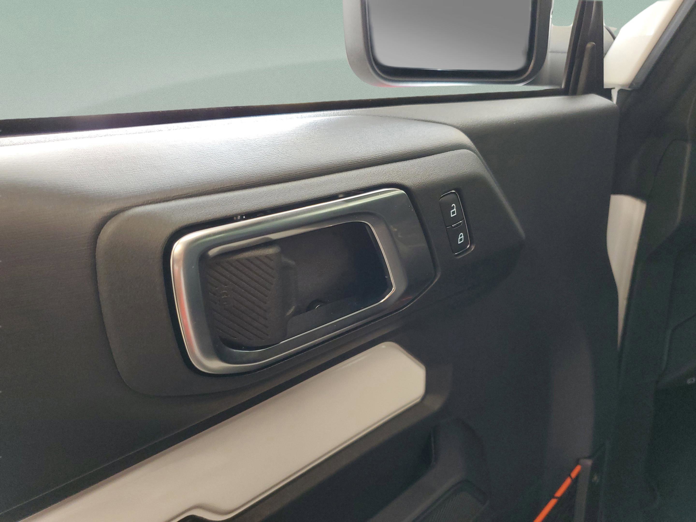 New 2025 Ford Bronco Stroppe Edition image 8