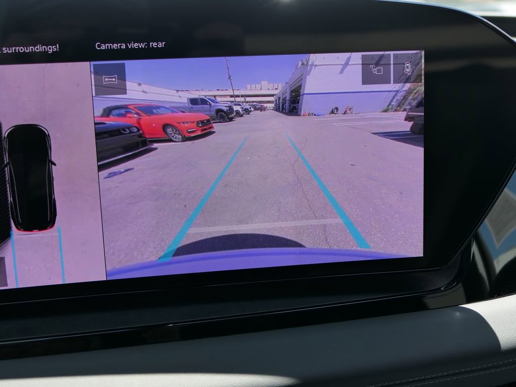 Used 2025 Audi Q6 e-tron Premium image 19