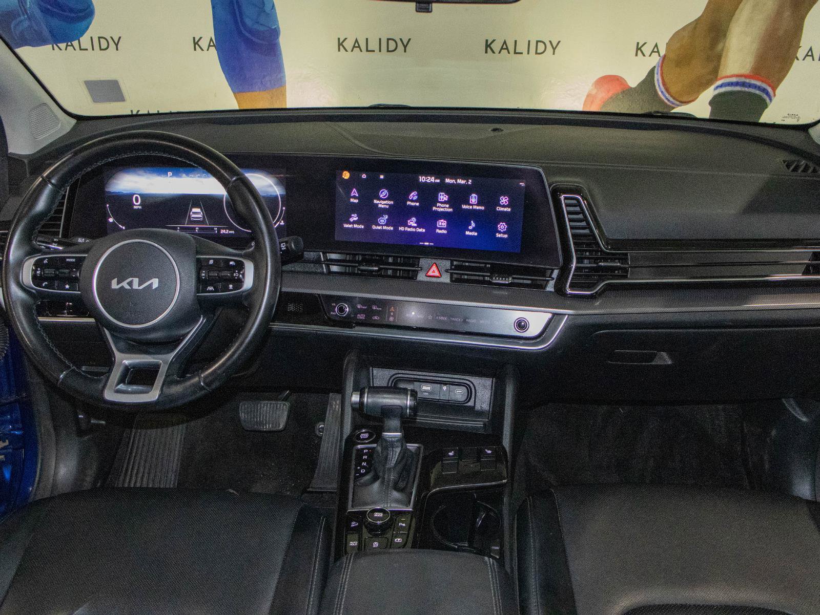 Used 2023 Kia Sportage SX image 3