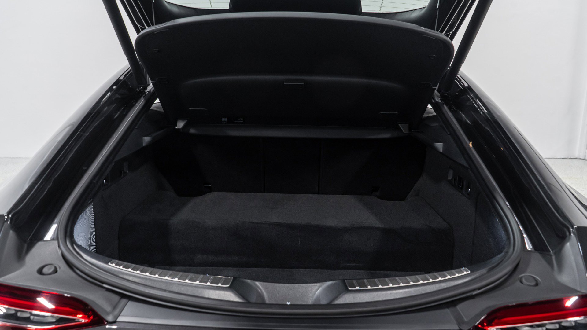 Used 2026 Mercedes-Benz AMG GT 63 S image 87