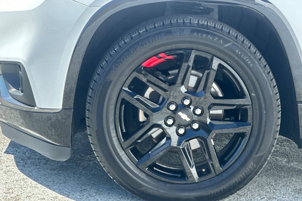 Used 2020 Chevrolet Traverse Premier w/ Redline Edition AWD/4WD image 26
