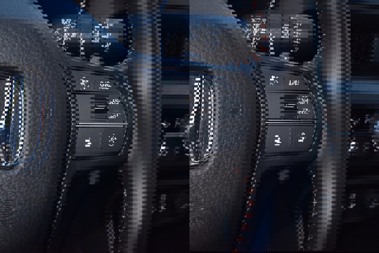 Used 2025 Honda CR-V Sport-L image 24