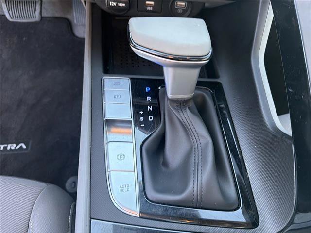 Used 2023 Hyundai Elantra SEL w/ Convenience Package FWD image 15