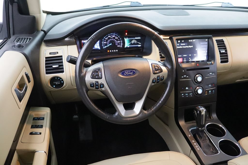 Used 2019 Ford Flex SEL w/ Equipment Group 202A AWD/4WD image 17