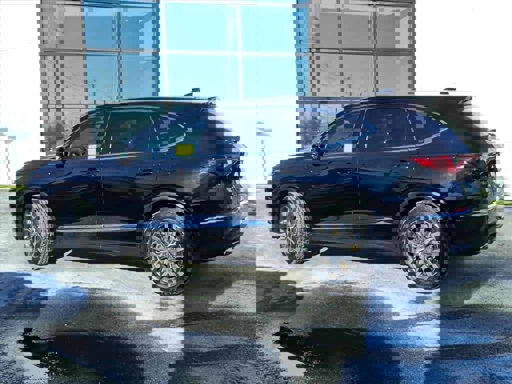 Used 2022 Acura MDX SH-AWD w/ Technology Package image 8