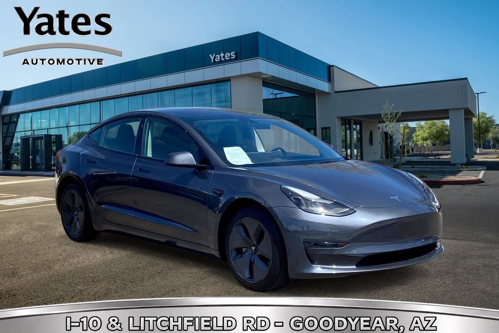 Used 2023 Tesla Model 3 Standard Range RWD image 1