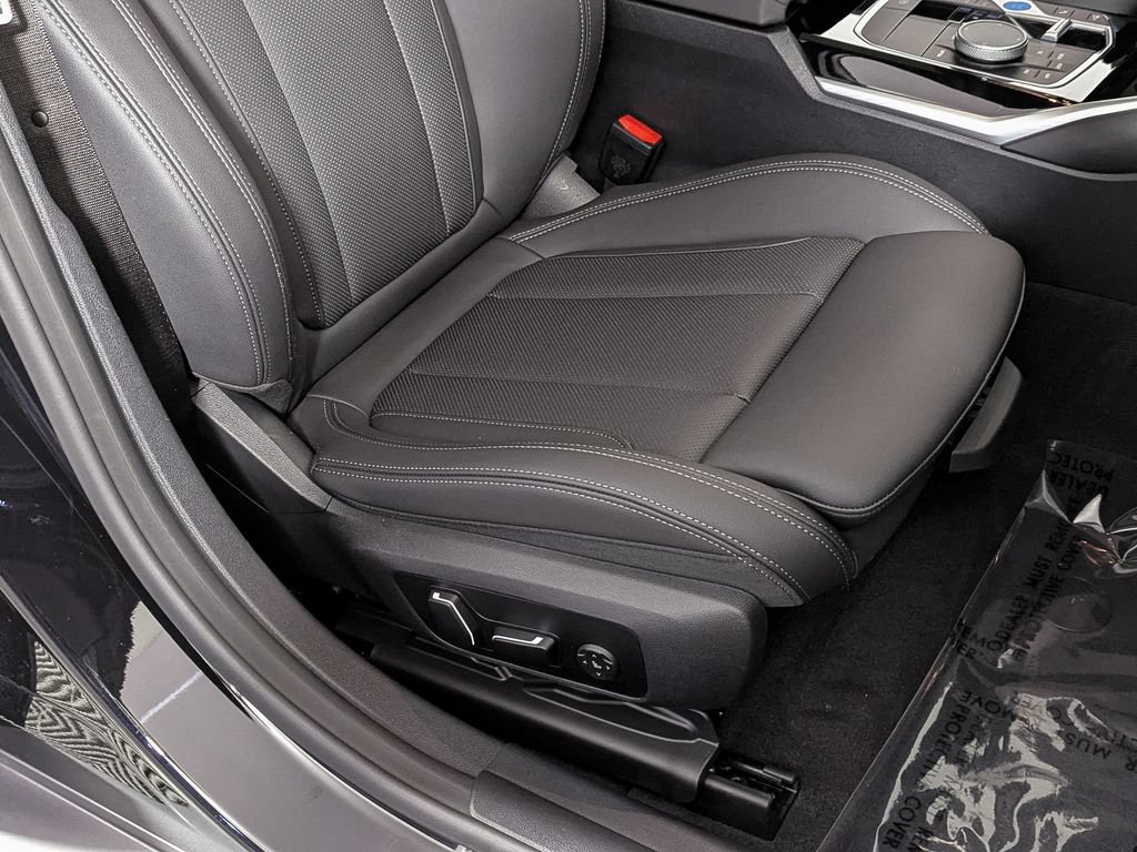 Used 2024 BMW i4 eDrive35 w/ Convenience Package RWD image 31