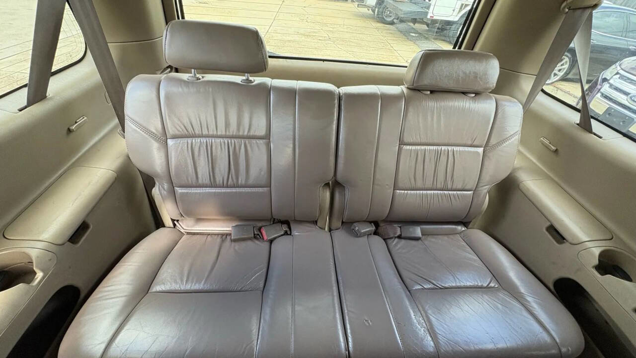 Used 2004 Toyota Sequoia SR5 image 11
