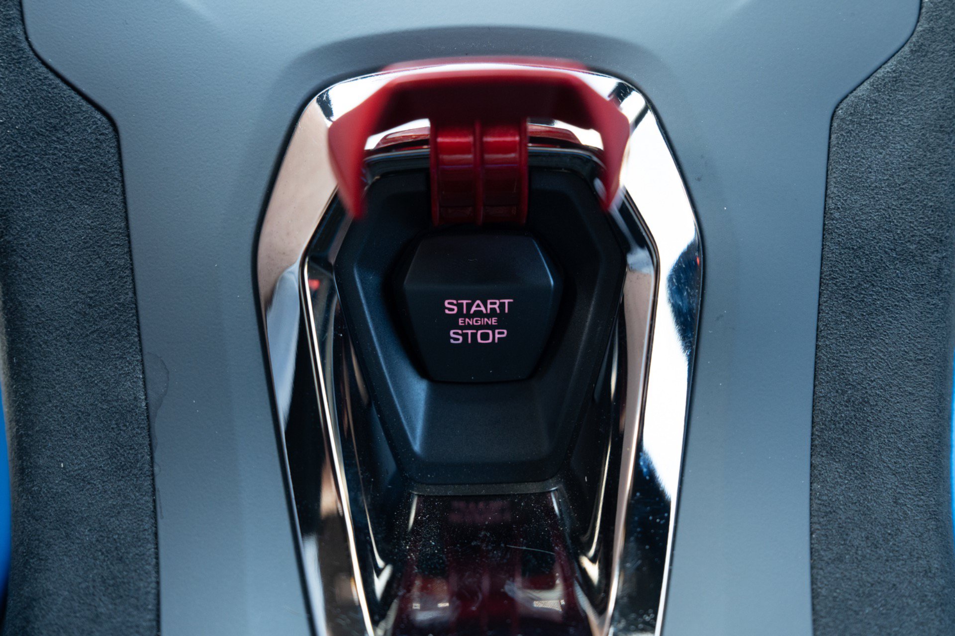 Used 2021 Lamborghini Huracan STO RWD image 27