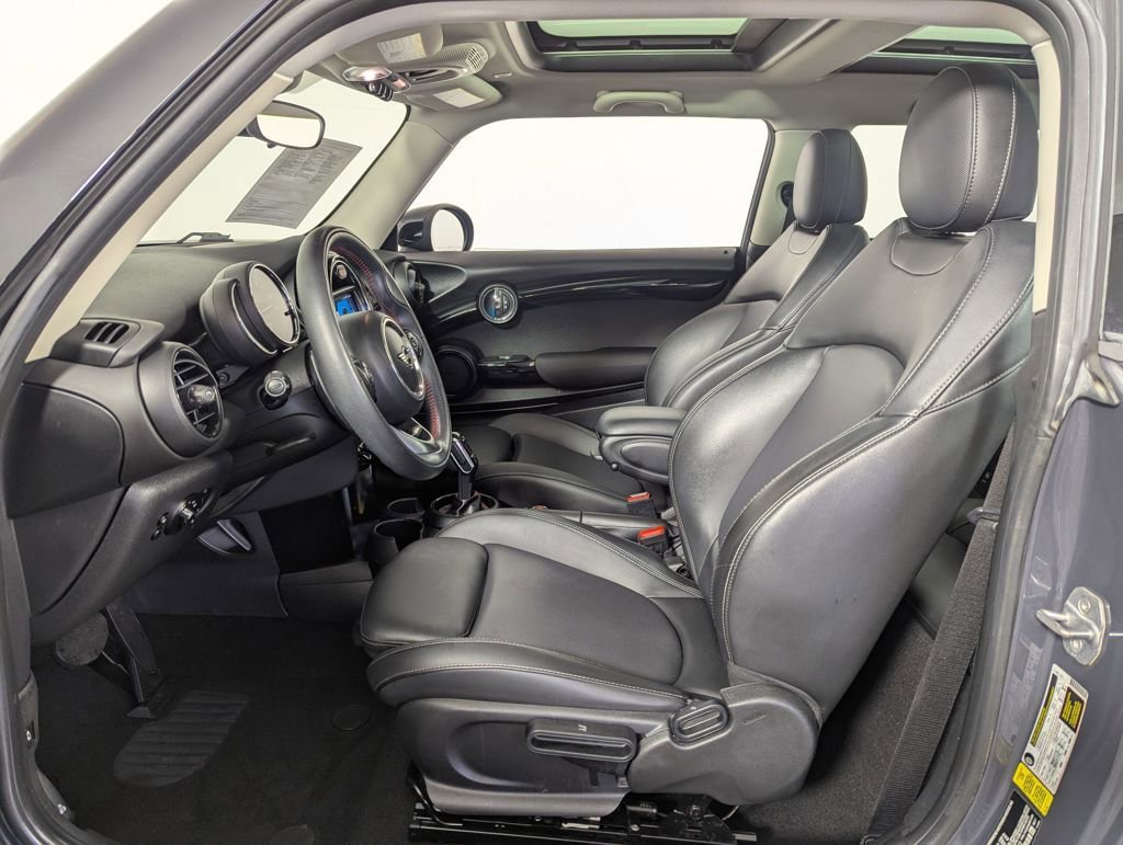 Used 2020 MINI Cooper S image 4