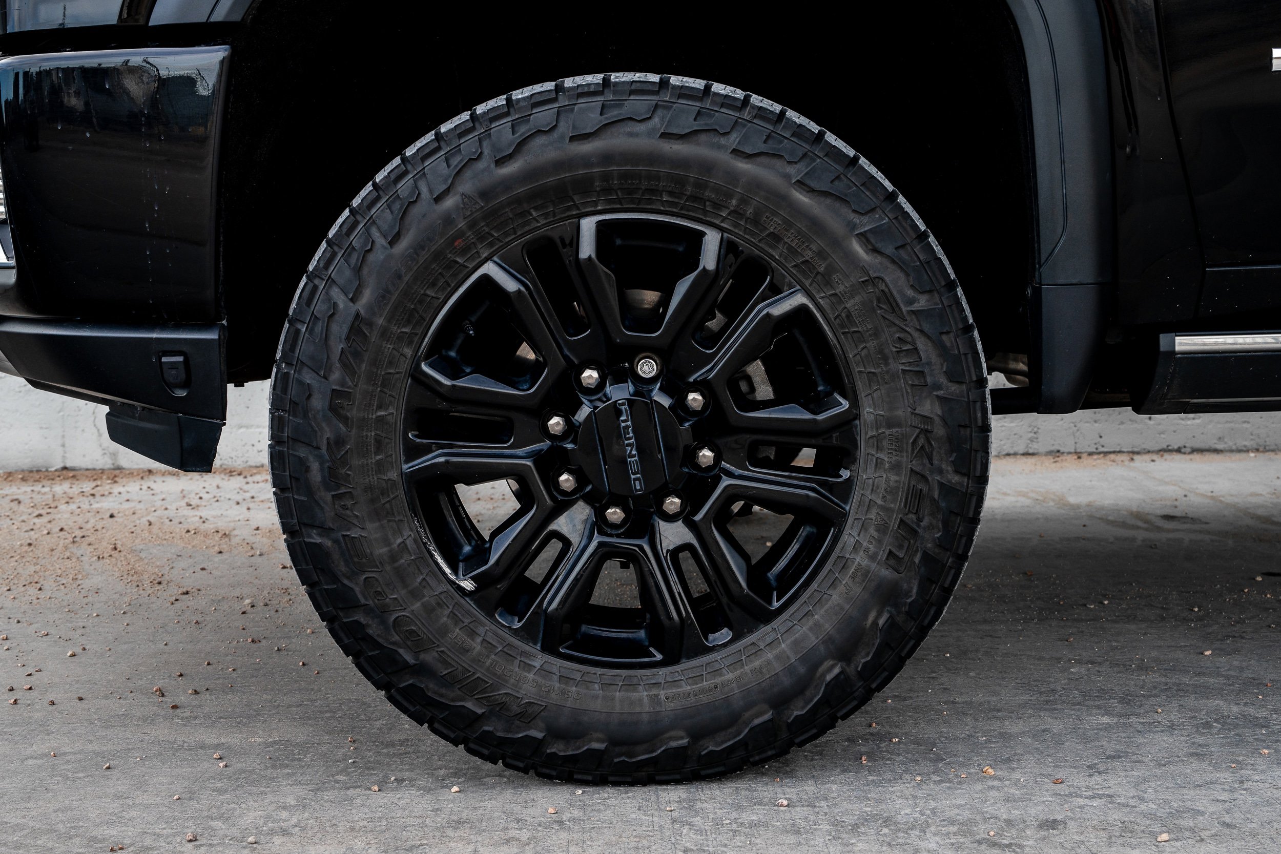 Used 2021 GMC Sierra 3500 Denali w/ Denali Ultimate Package image 13