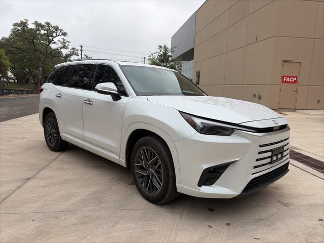 Used 2025 Lexus TX 350 FWD w/ Technology Package image 4