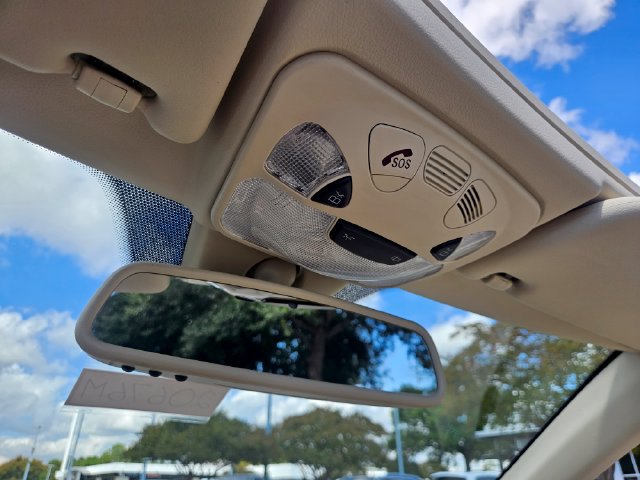 Used 2007 Mercedes-Benz CLK 350 Cabriolet image 19