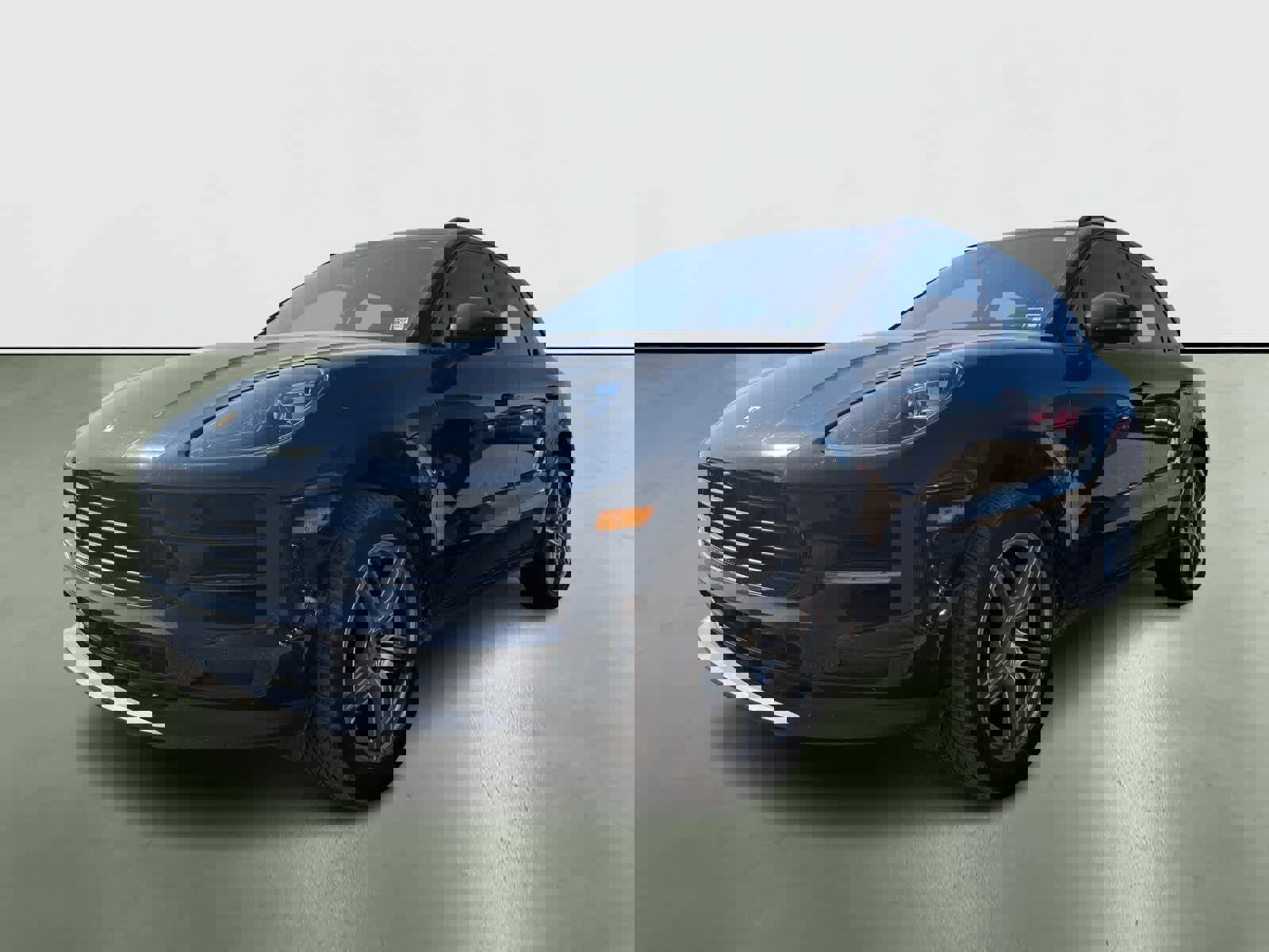 Used 2021 Porsche Macan S image 2