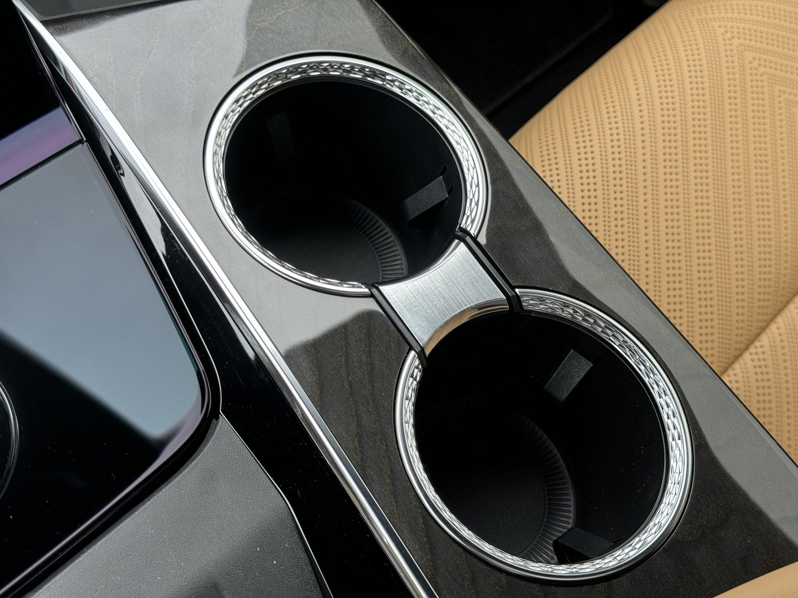 New 2025 Cadillac Escalade IQ Sport 2 w/ LPO, ONYX Package image 26