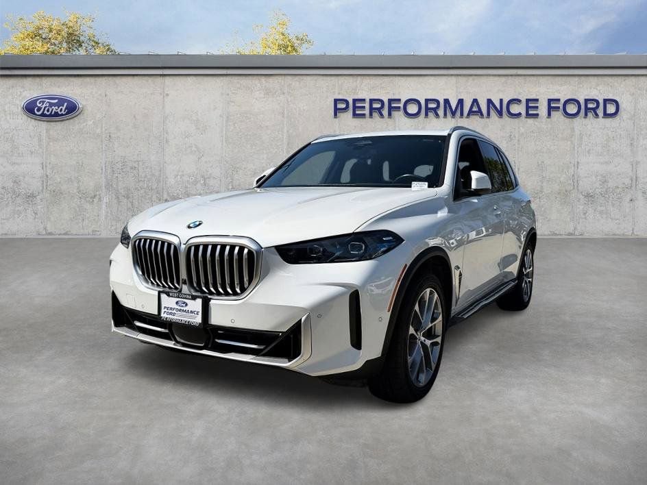 Used 2024 BMW X5 xDrive40i AWD/4WD image 2
