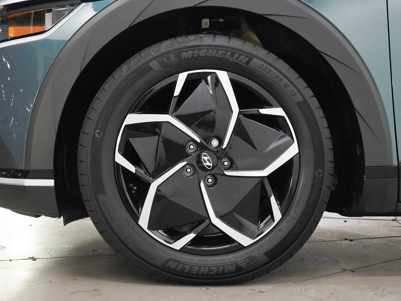 Certified 2024 Hyundai Ioniq 5 SEL AWD/4WD image 26