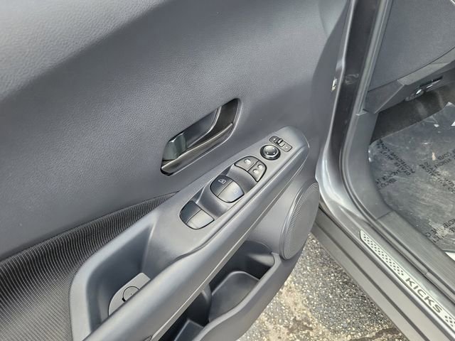 Used 2024 Nissan Kicks S FWD image 9