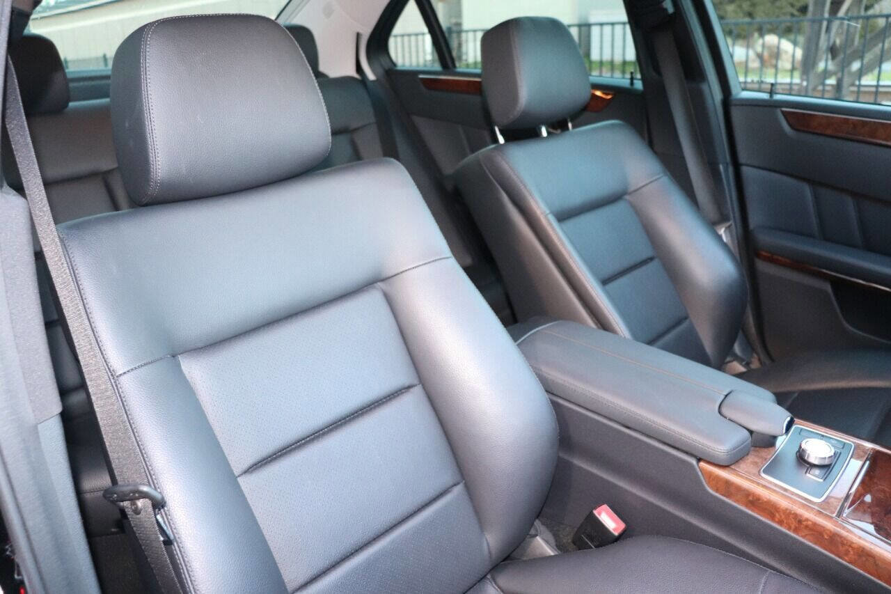 Used 2013 Mercedes-Benz E 350 Sedan image 44