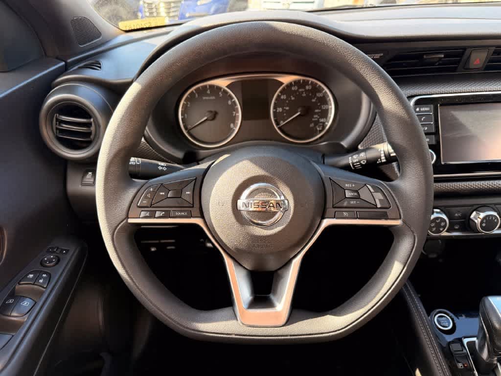 Used 2018 Nissan Kicks S FWD image 14