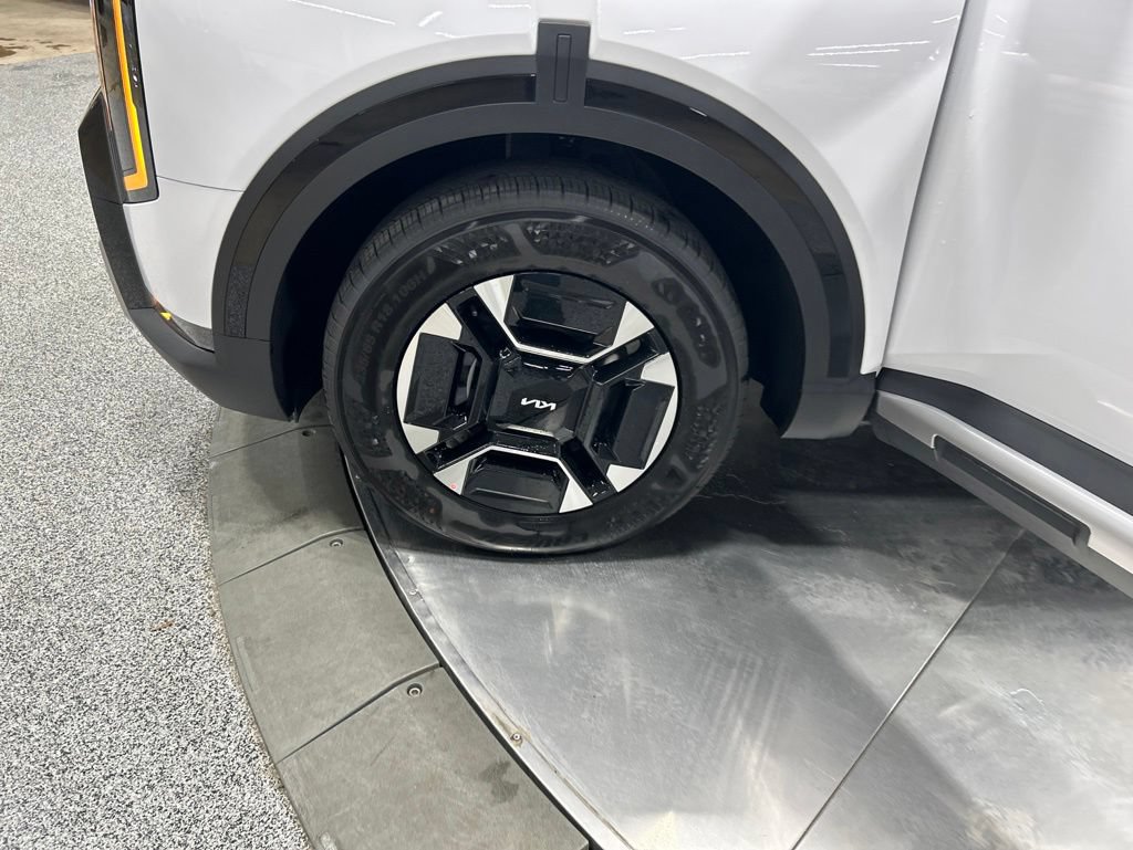 New 2027 Kia Telluride EX FWD image 32