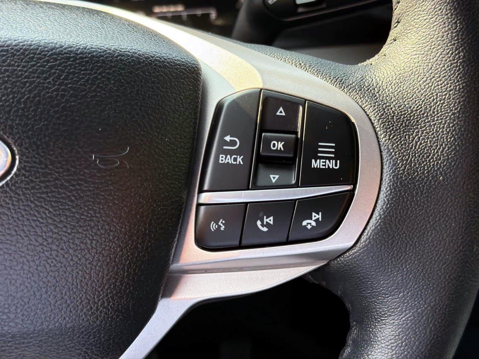 Used 2024 Ford Explorer XLT w/ Equipment Group 202A AWD/4WD image 23