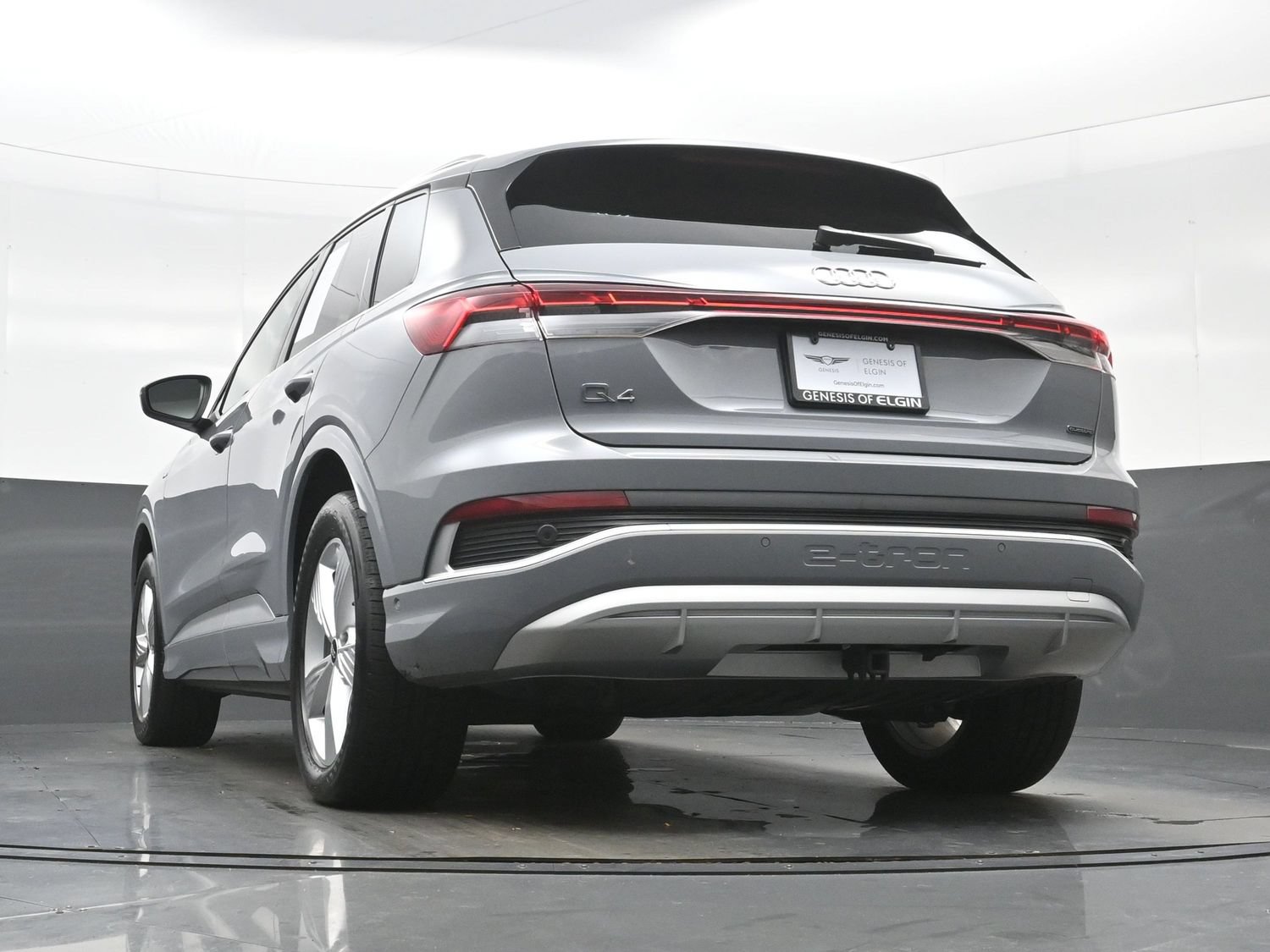 Used 2023 Audi Q4 e-tron Premium Plus w/ Premium Plus AWD/4WD image 30