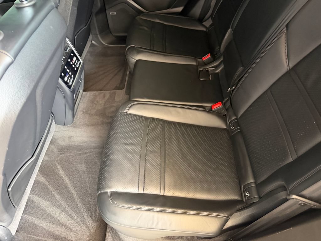 Certified 2021 Porsche Cayenne Coupe AWD/4WD image 31