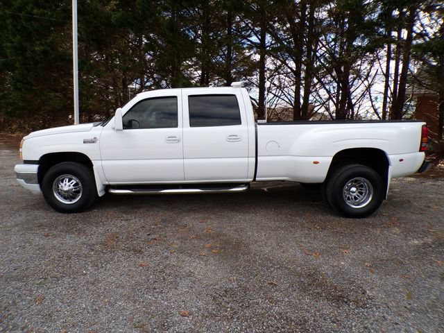 Used 2007 Chevrolet Silverado 3500 LT w/ Heavy-Duty Power Package RWD image 2