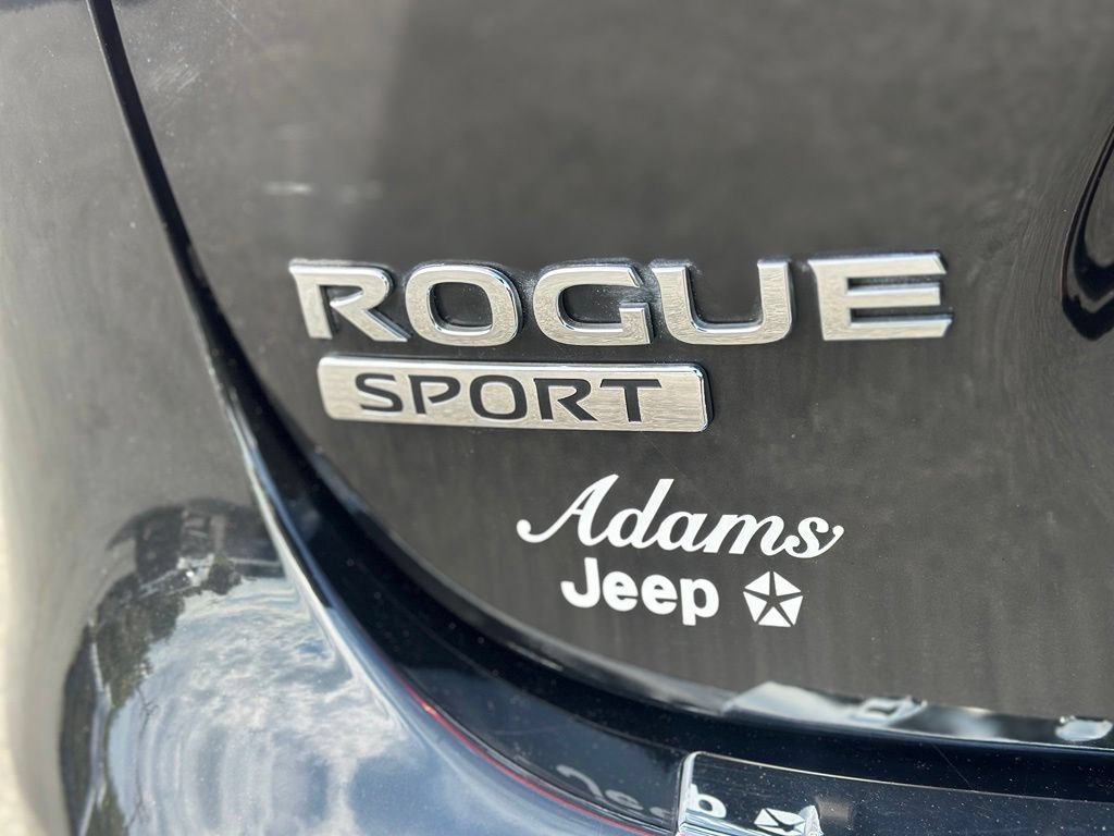 Used 2022 Nissan Rogue Sport SV AWD/4WD image 31