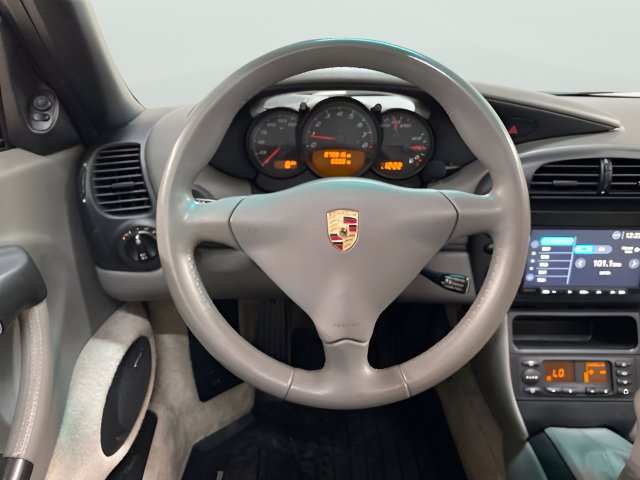 Used 2004 Porsche Boxster RWD image 18