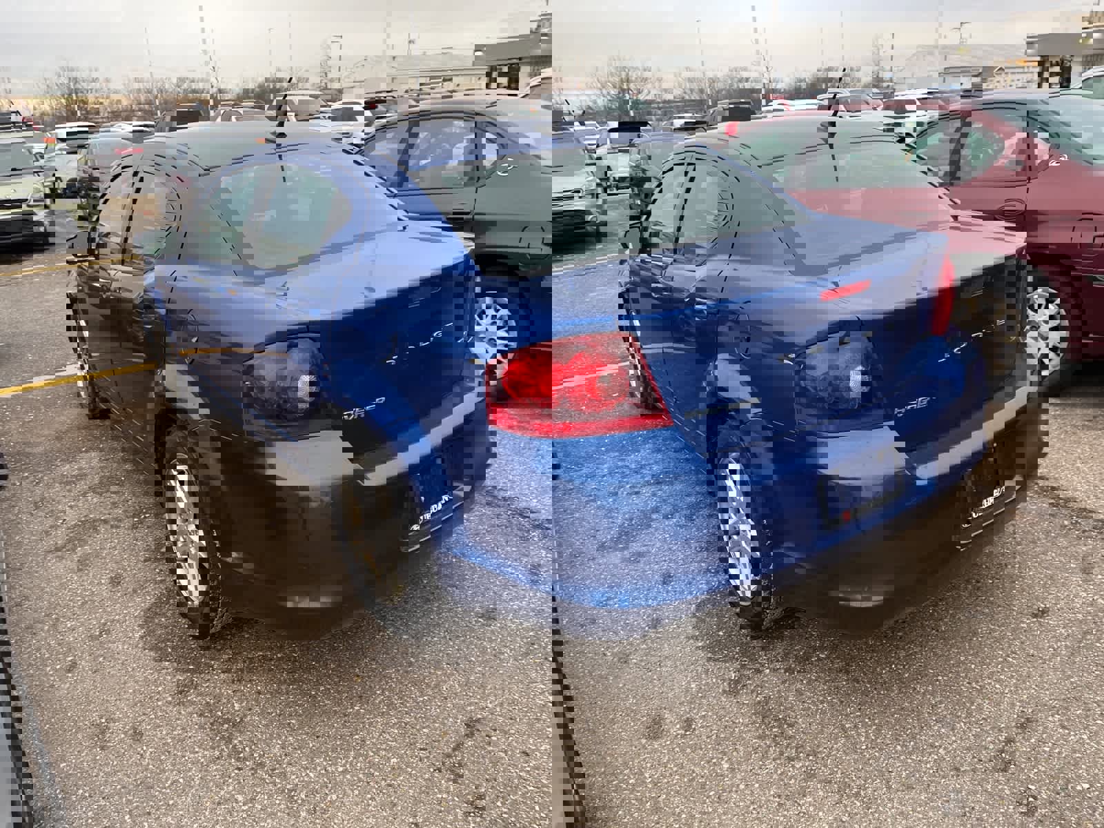 Used 2013 Dodge Avenger SXT image 9