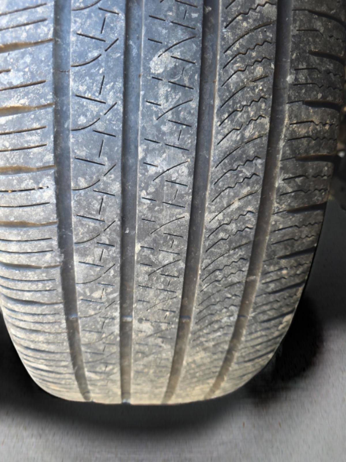 Used 2024 Ford Explorer ST-Line w/ Class IV Trailer Tow Package image 48