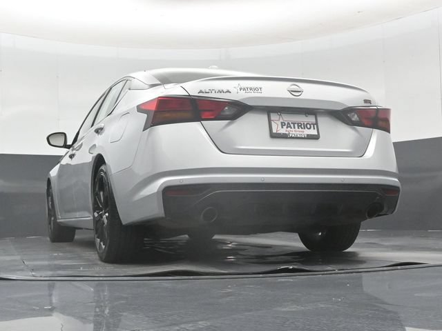 Used 2023 Nissan Altima 2.5 SR FWD image 46