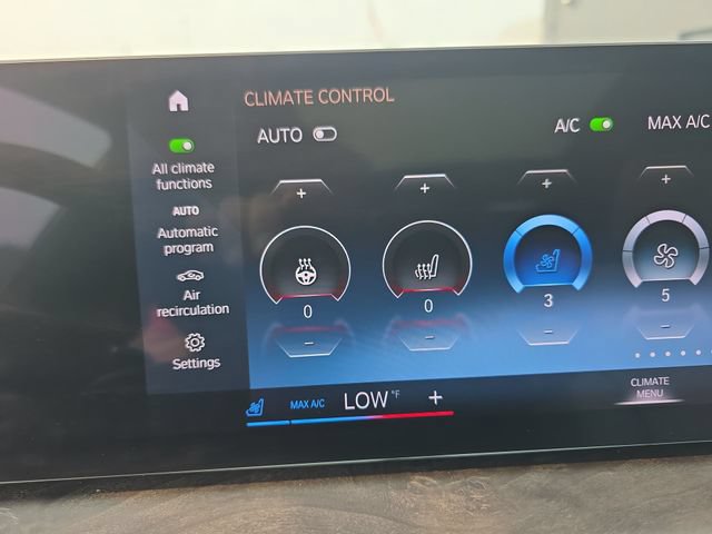 Used 2023 BMW X7 M60i w/ Executive Package AWD/4WD image 36