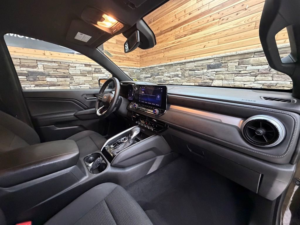 Used 2023 Chevrolet Colorado LT w/ LT Convenience Package II image 13