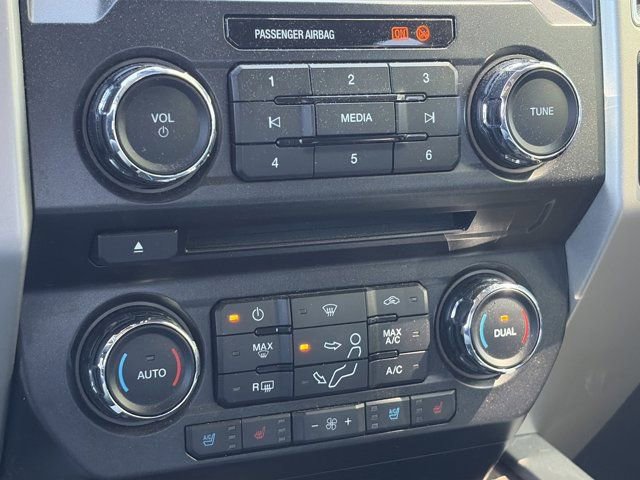 Used 2017 Ford F350 Lariat w/ Chrome Package AWD/4WD image 21
