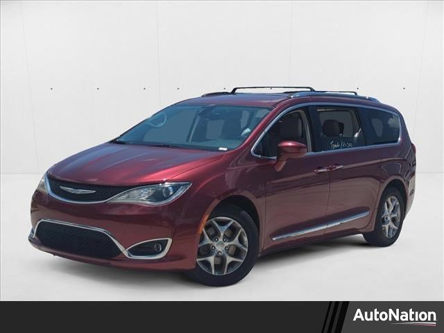 Used 2017 Chrysler Pacifica Touring-L Plus w/ Tire & Wheel Group
