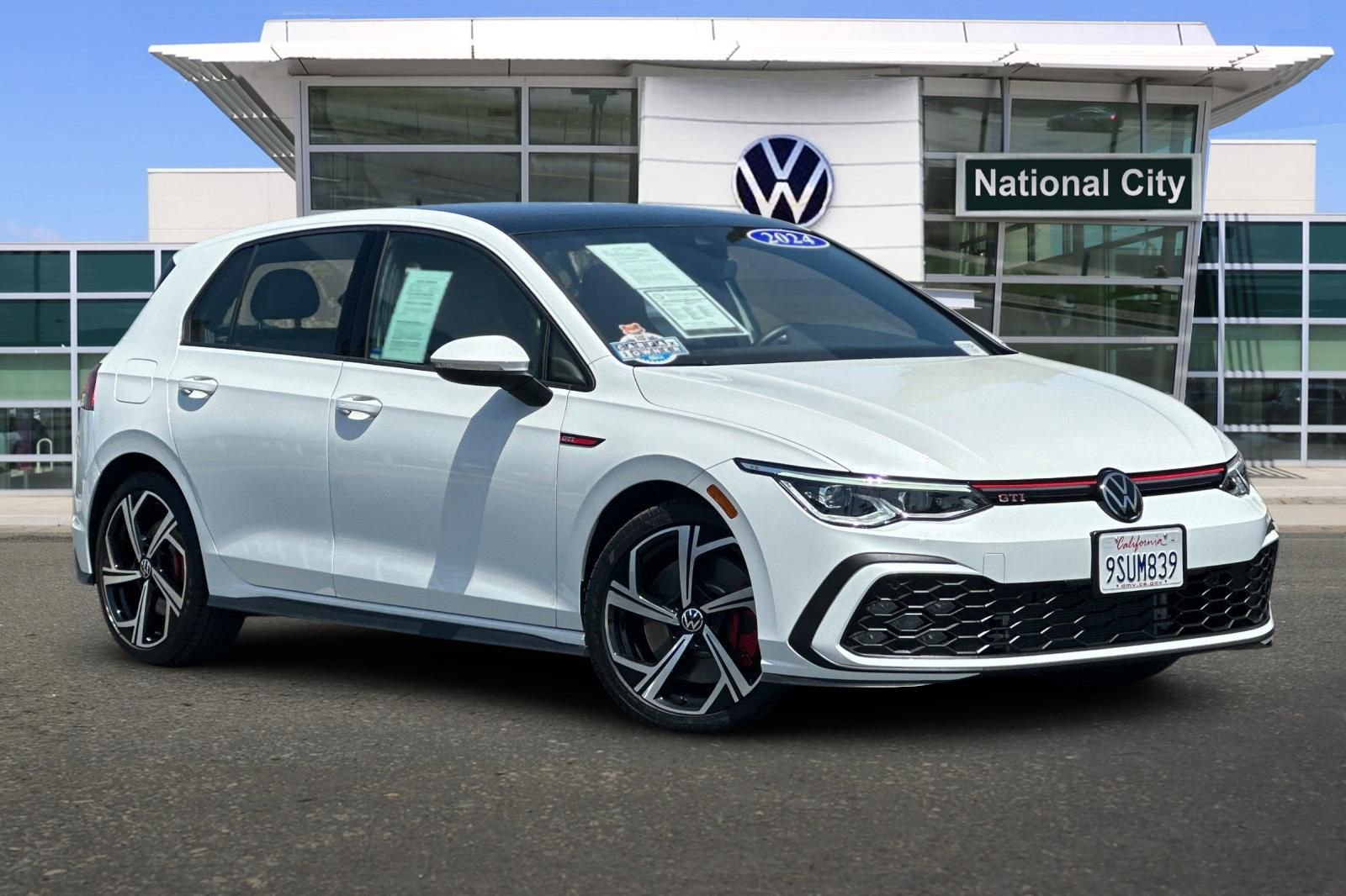 Used 2024 Volkswagen GTI SE image 2