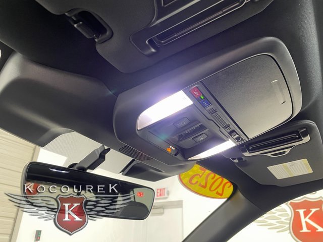 Used 2025 Subaru Forester Wilderness w/ Wilderness Package image 18