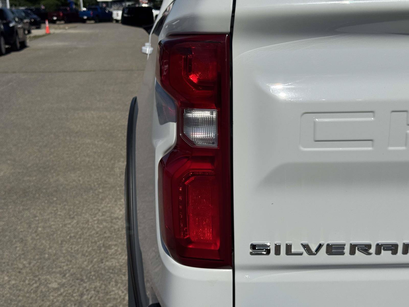 Used 2024 Chevrolet Silverado 1500 RST w/ Max Trailering Package AWD/4WD image 12