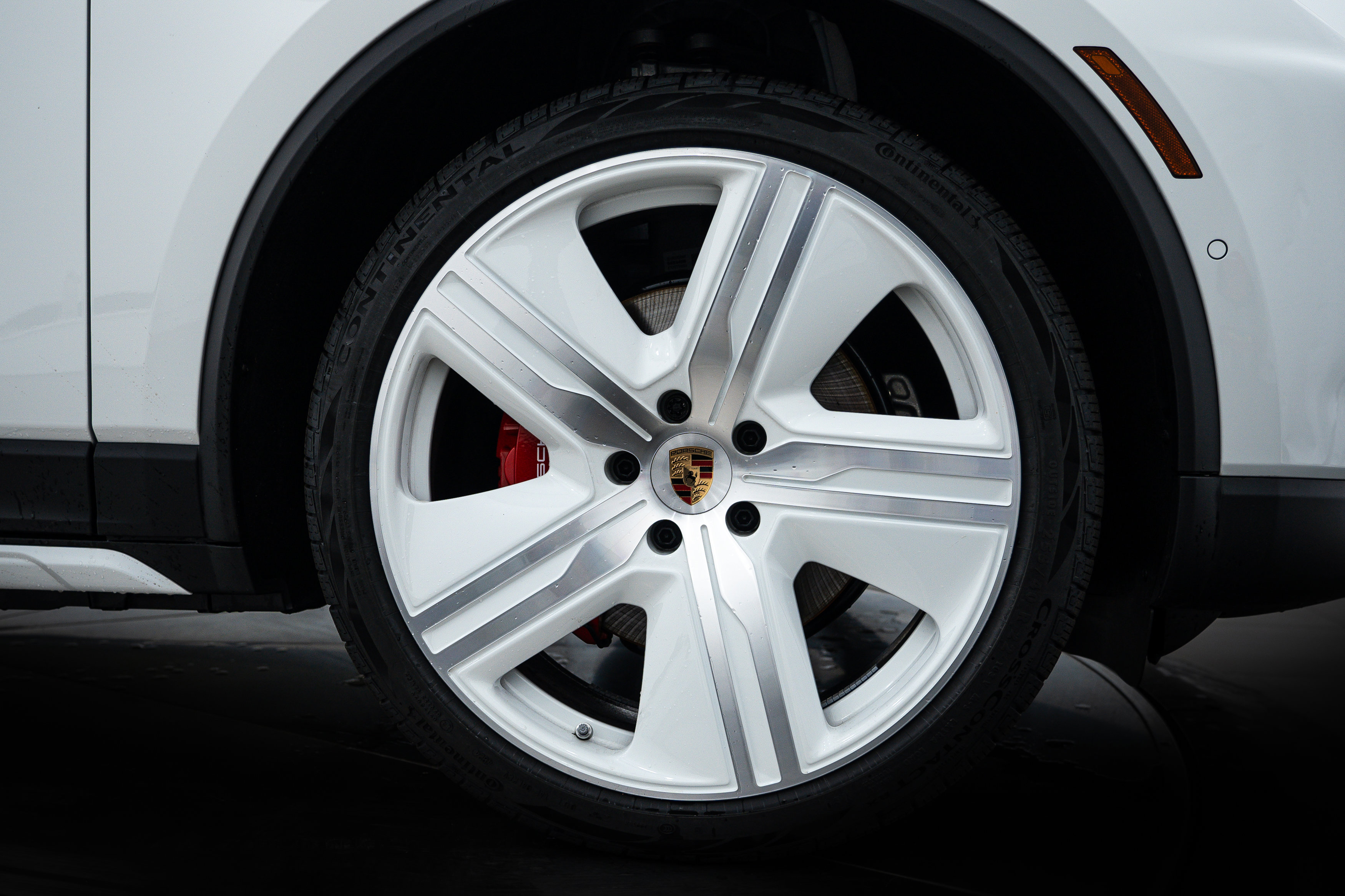 New 2025 Porsche Macan 4S Electric image 11