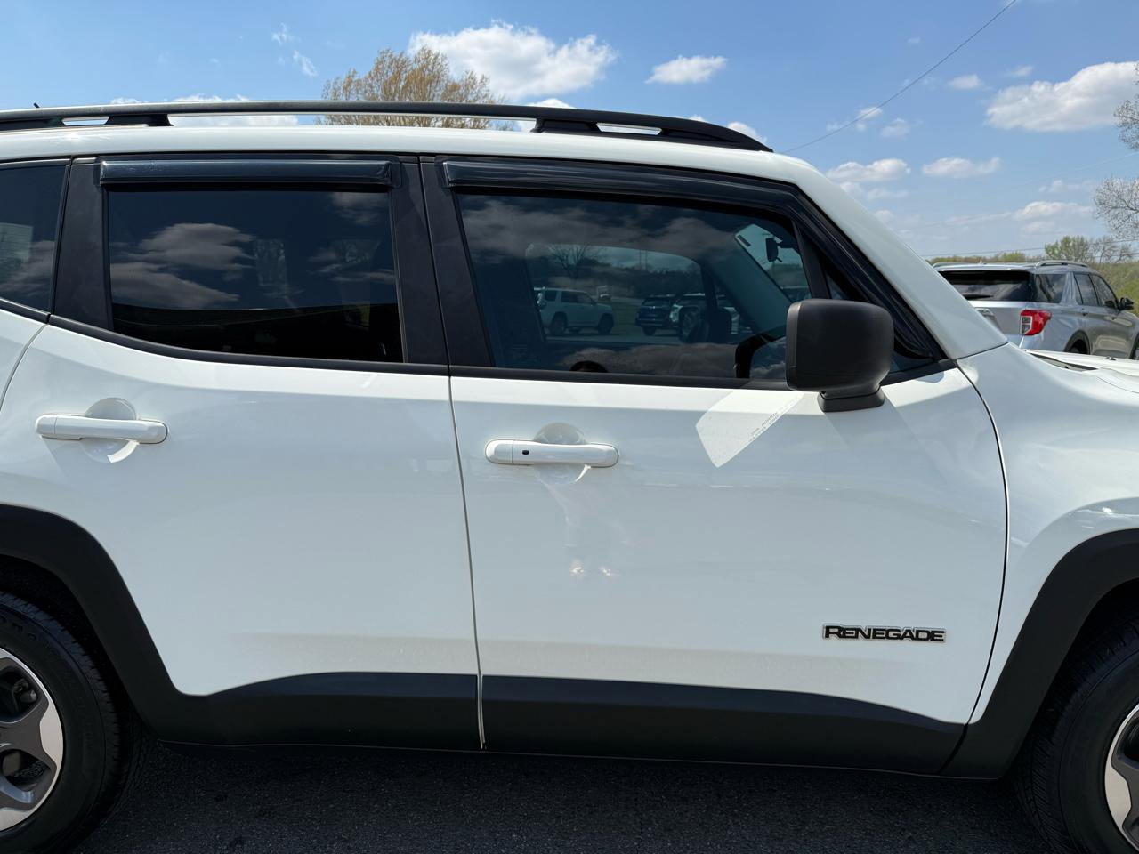 Used 2017 Jeep Renegade Sport w/ Power & Air Group image 34